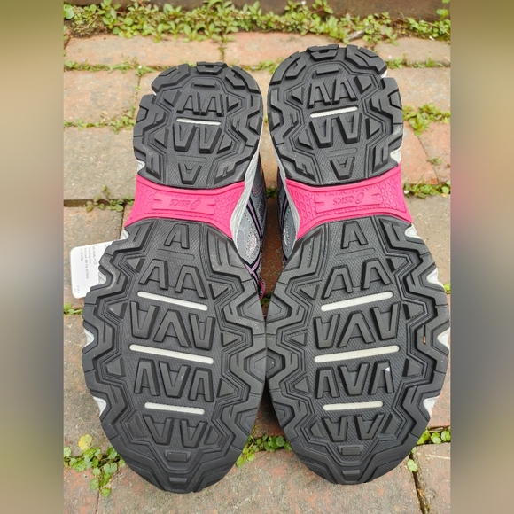 ASICS Gray and Pink Athletic Shoes with Mesh Design - Picture 8 of 9